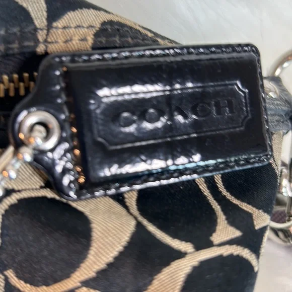 Coach Signature Crossbody with pleather handles. - Picture 2 of 9